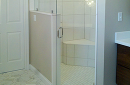 The Advantages of Choosing Frameless Shower Doors in Columbus, IN