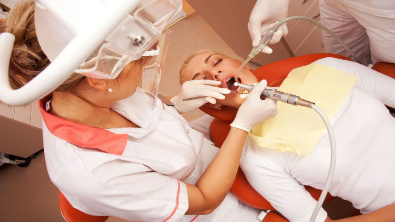 How are dental implants used?