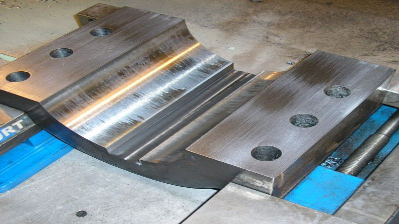 What Services Custom Metal Fabricators Offer