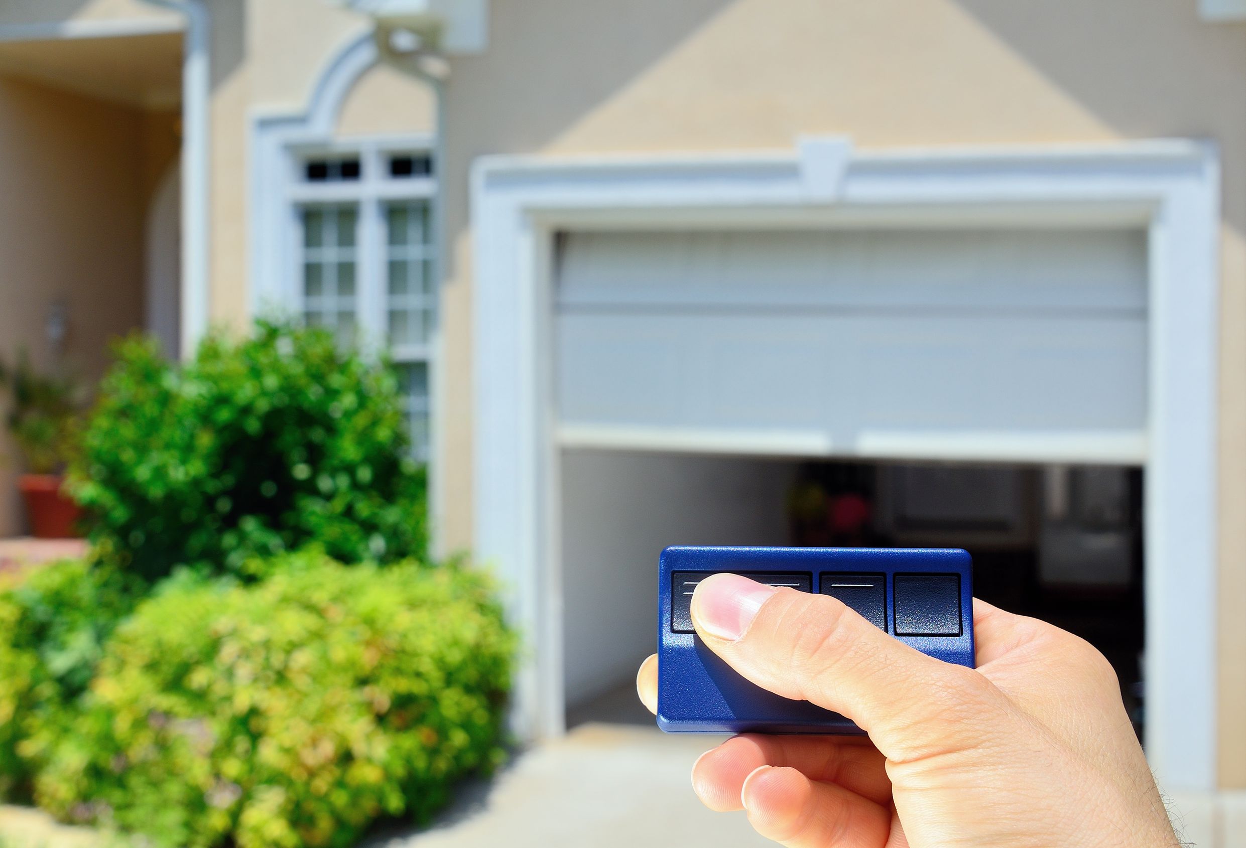 3 Types of Garage Door Openers