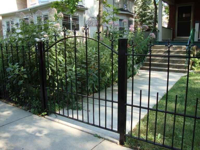 Take Advantage of the Many Benefits Fences Add to Your Property