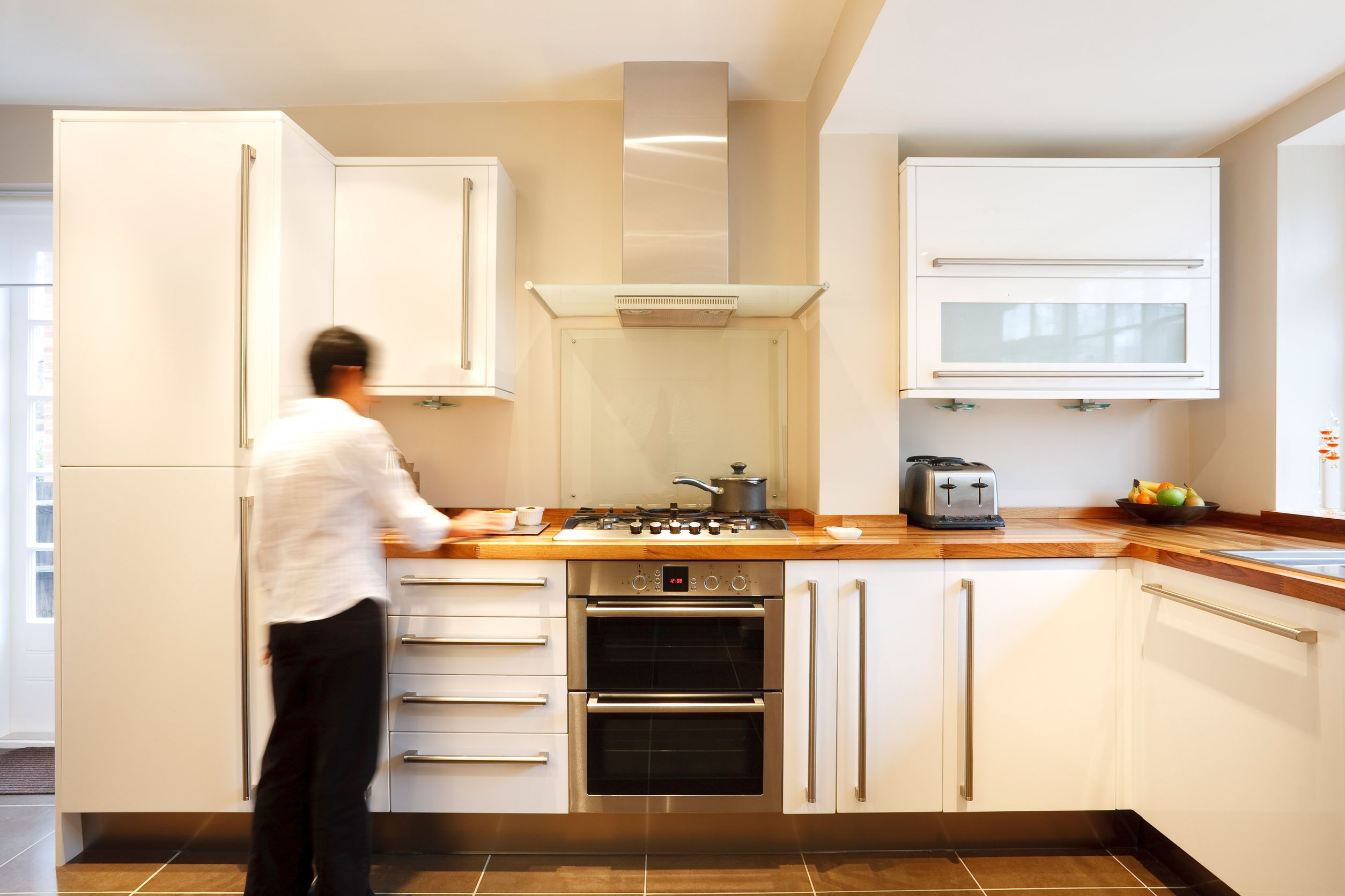 3 Essential Types of Kitchen Equipment in Stratford CT