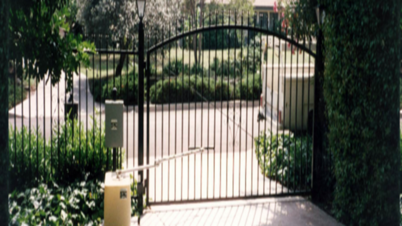 Tips to Find the Right Fence Company in Pasadena, CA