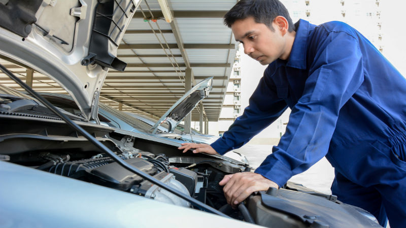 Signs It’s Time to Hire a Professional for Car Repair in Poulsbo, WA