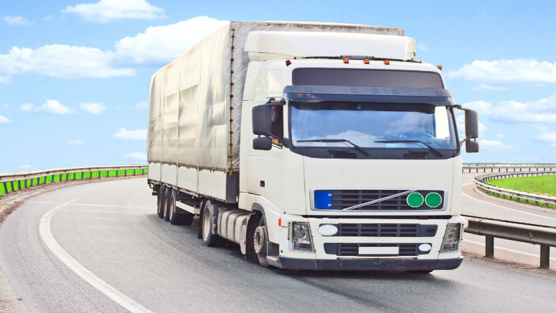 2 Things to Look for When Seeking Used Commercial Trucks for Sale