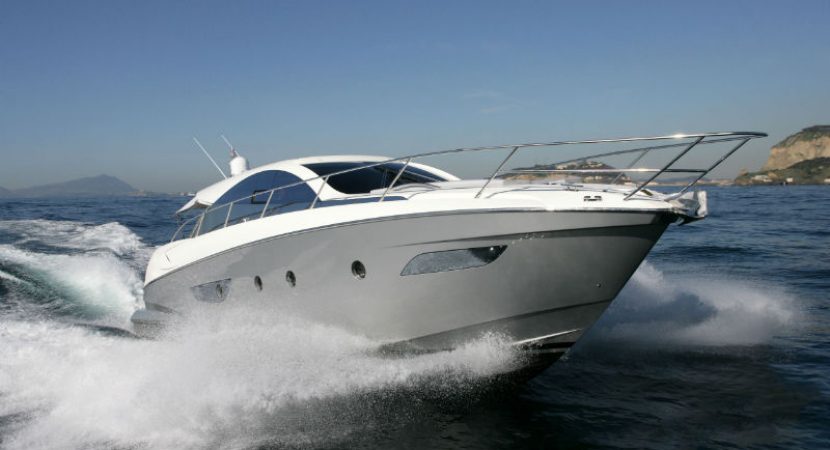 What Features to Look for When Buying a Wake Boat in Woodland Hills, CA