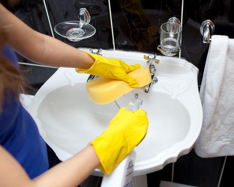 Preparing Your Bathroom for House Cleaning Services in Glendale, AZ